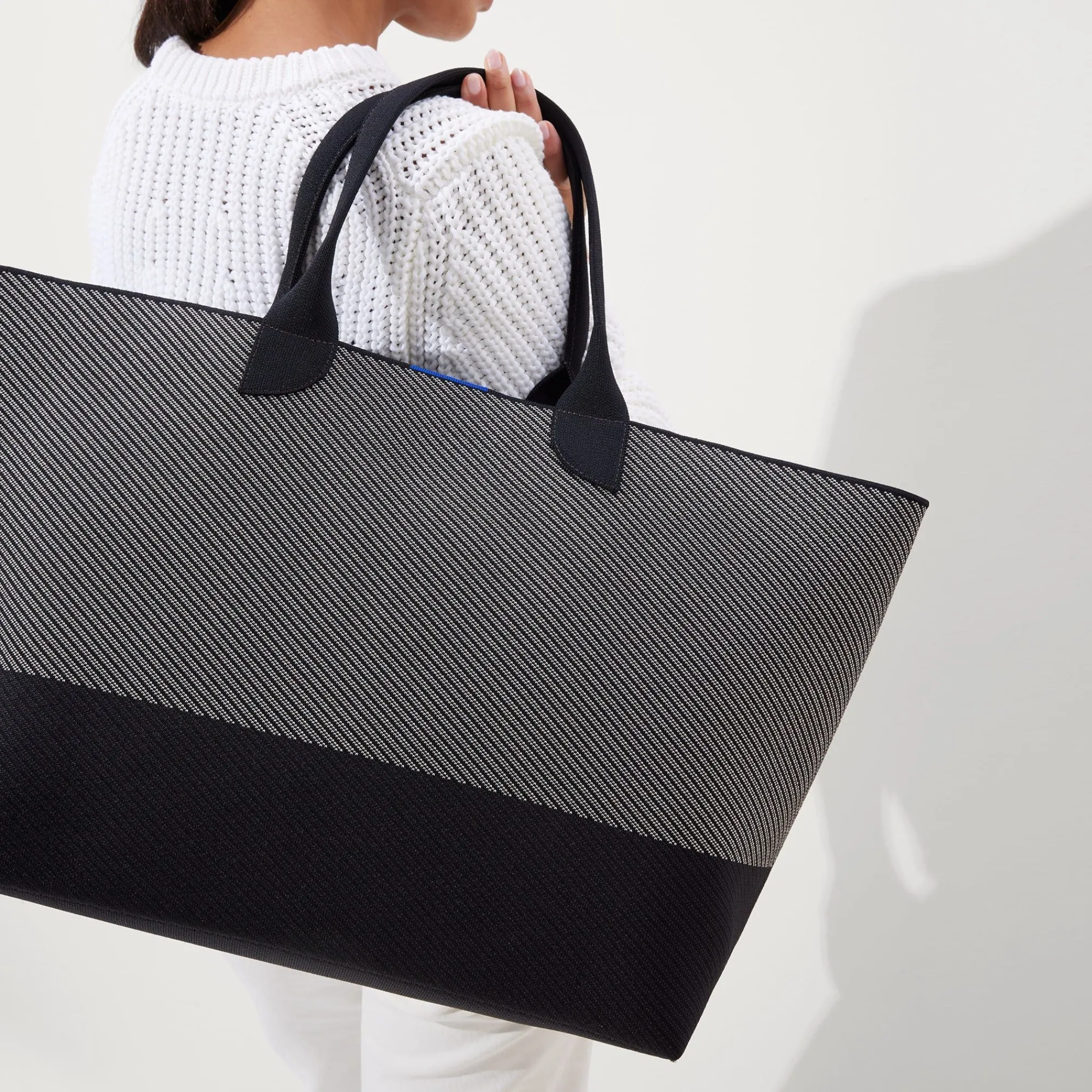Rothy's Totes^The Lightweight Mega Tote Grey Mist Twill