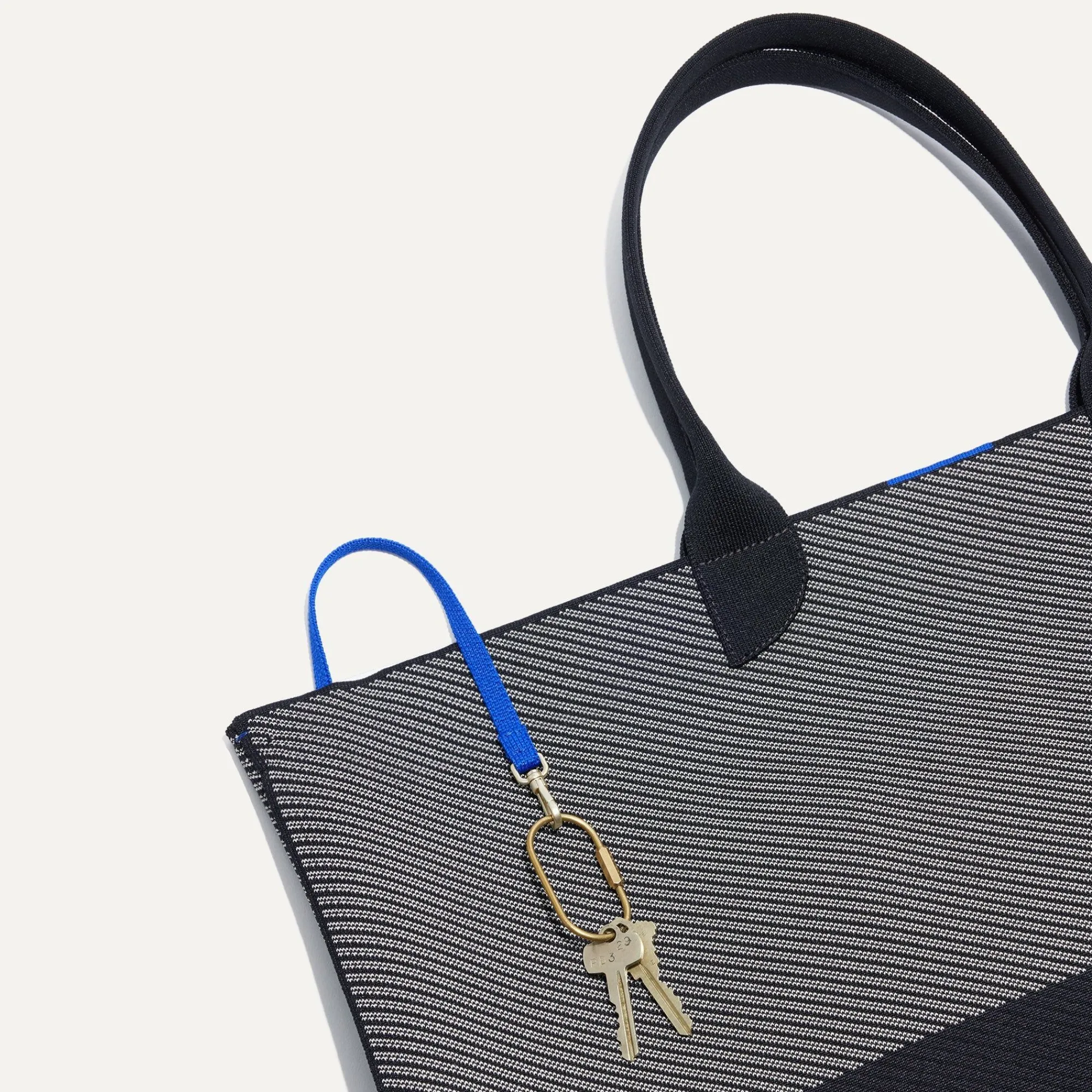Rothy's Totes^The Lightweight Mega Tote Grey Mist Twill