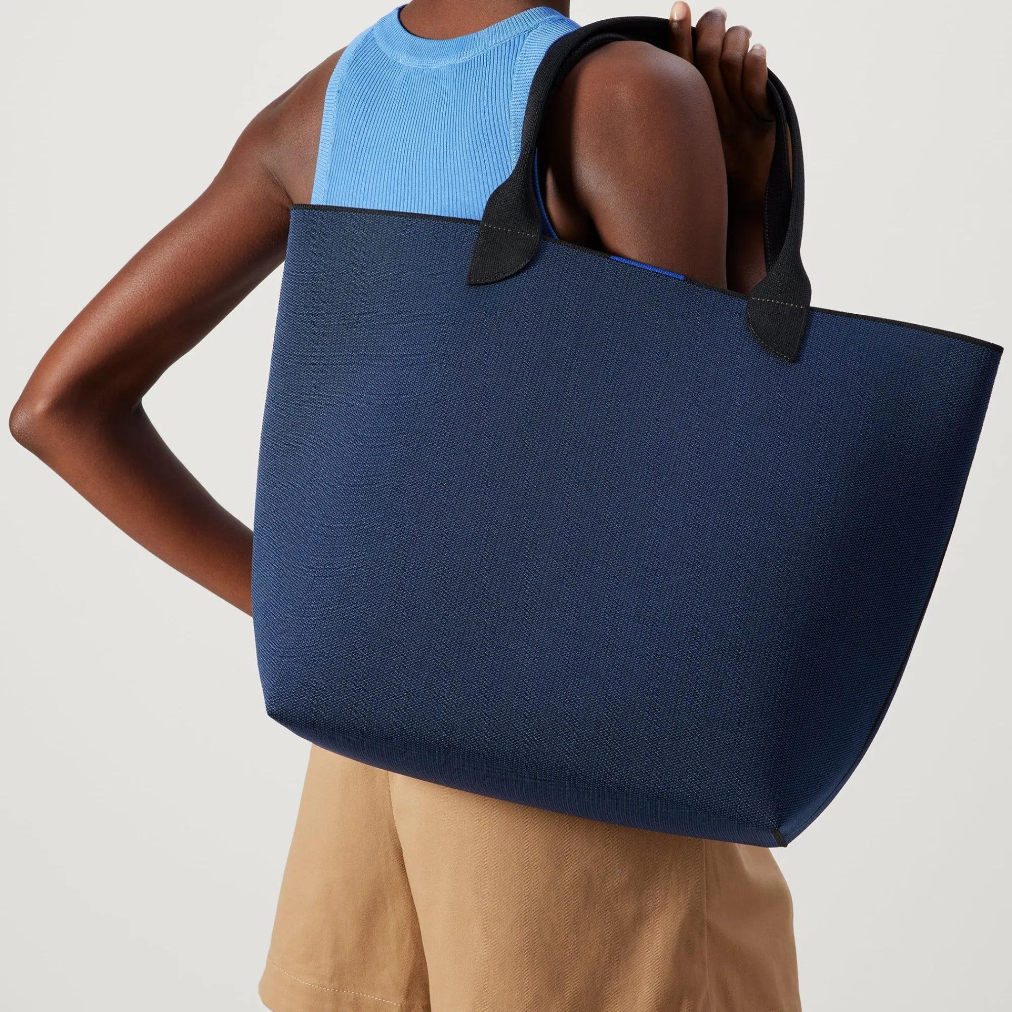 Rothy's Totes^The Lightweight Tote Sapphire And Onyx