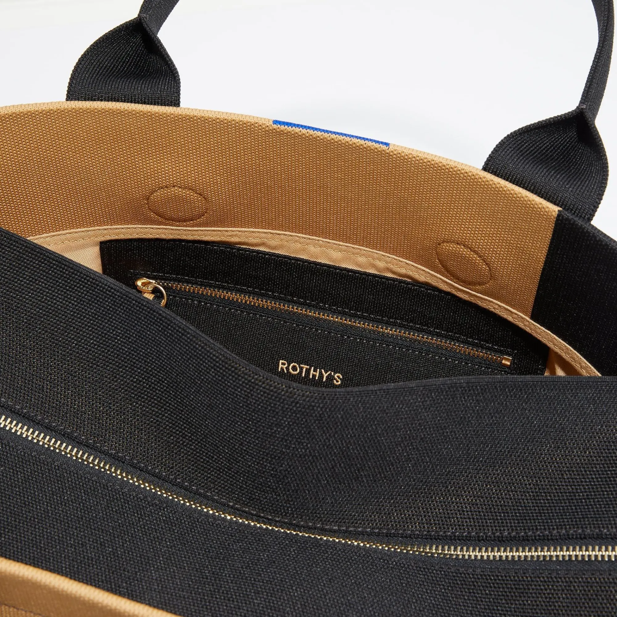 Rothy's Travel^The Overnighter Camel And Black