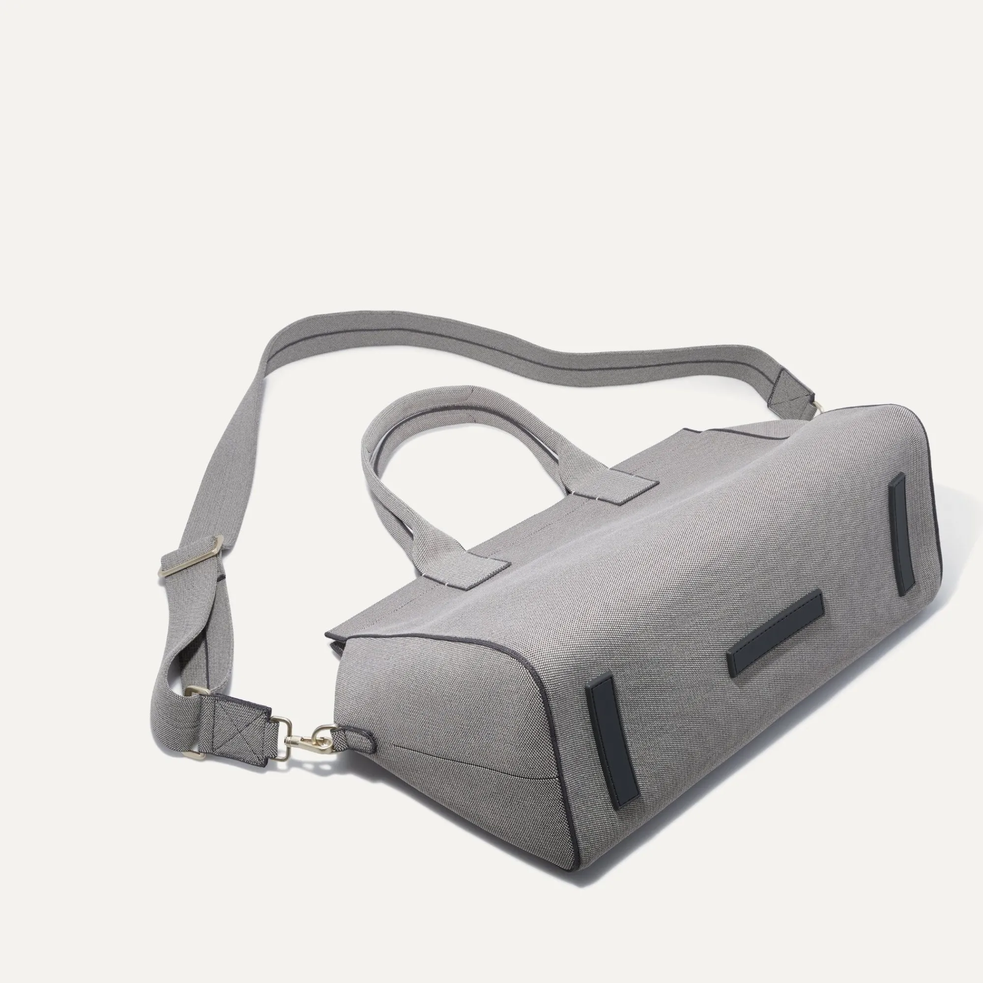 Rothy's Travel^The Overnighter Stone Grey