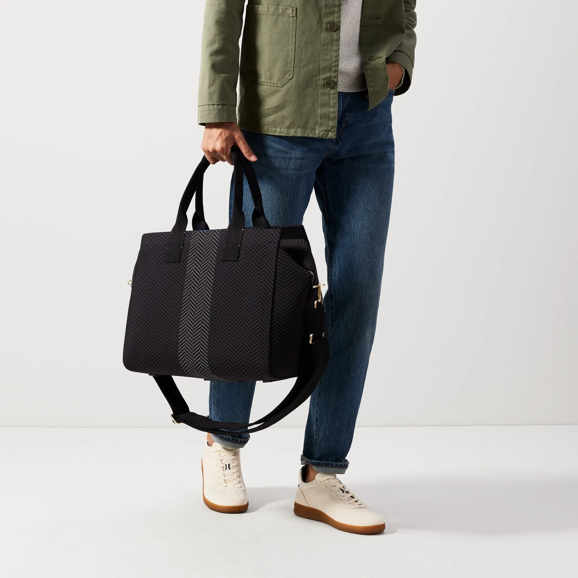 Rothy's Travel^The Overnighter Shadow Black