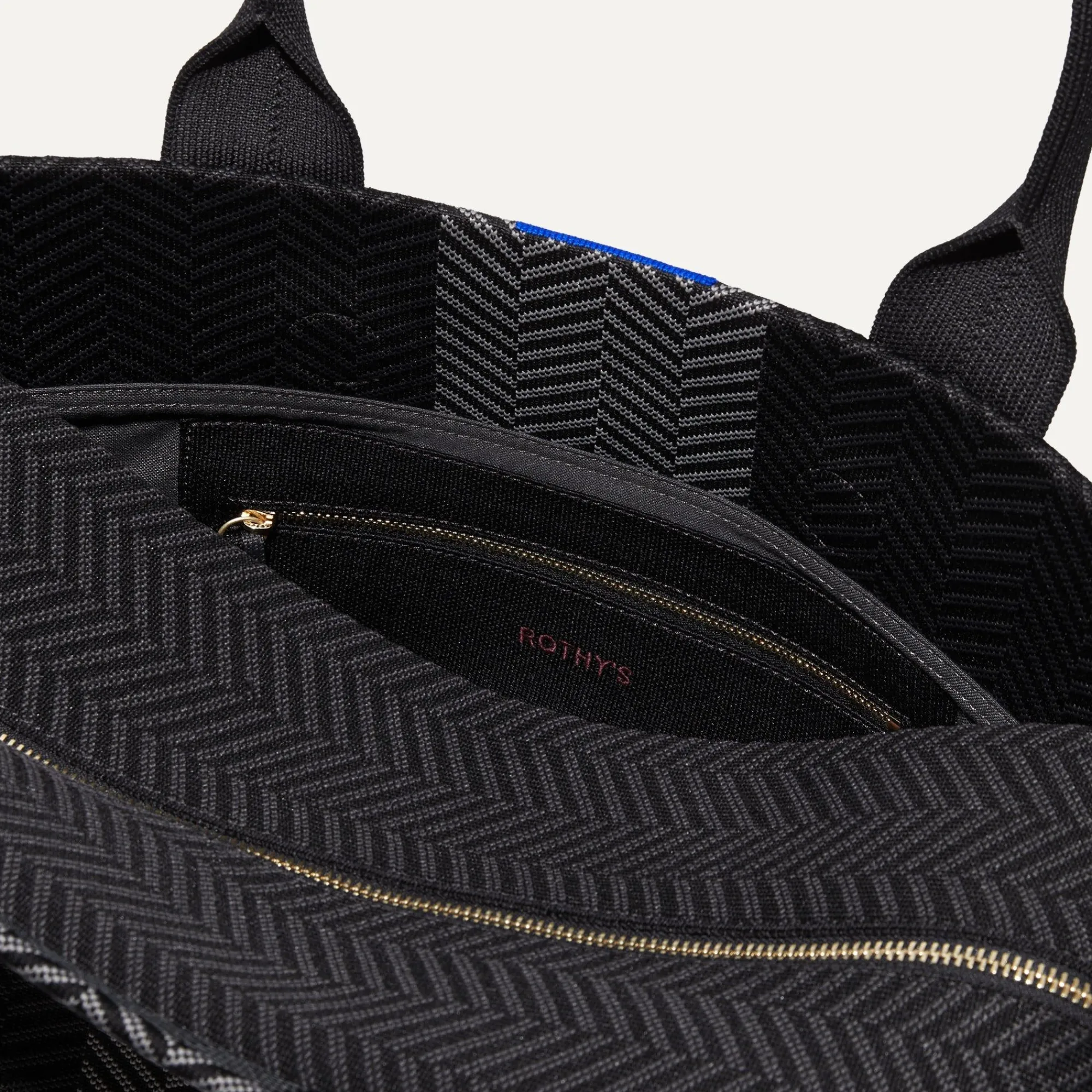 Rothy's Travel^The Overnighter Shadow Black